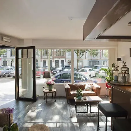 Hotel Carlton