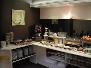 カールトン ホテル